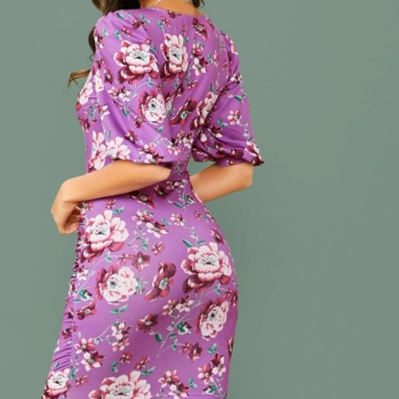 *Gathered Floral Print Spring/Summer Dinner Date Dress* - Picture 5 of 6